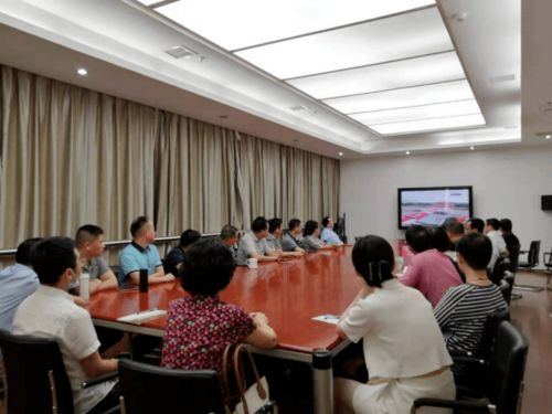 傳承紅色基因 譜寫發(fā)展新篇——江西省工業(yè)和信息化廳組織集中收看慶祝中國共產(chǎn)黨成立100周年大會(huì)